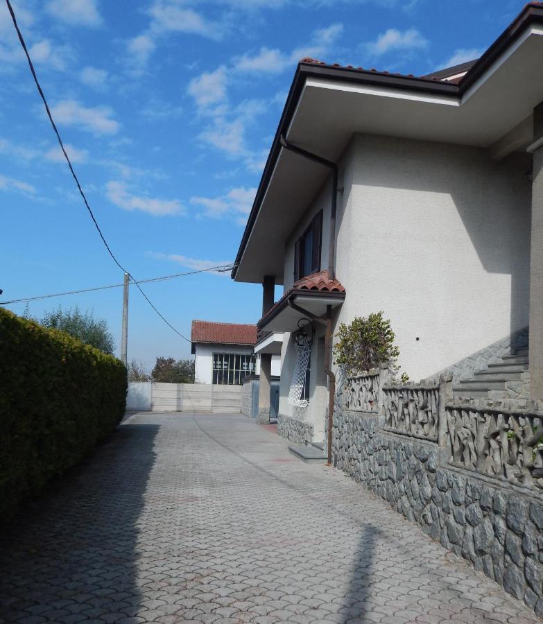 Amo' Le Langhe Bed & Breakfast Narzole Exterior photo