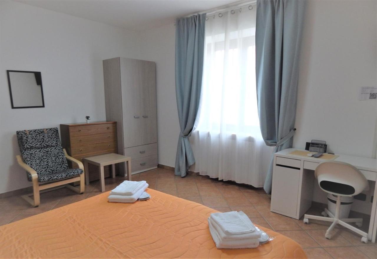 Amo' Le Langhe Bed & Breakfast Narzole Exterior photo